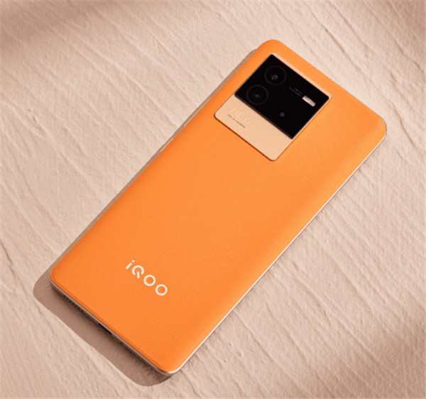 iQOO Neo7手机曝光：天玑9000+芯片 2000多元