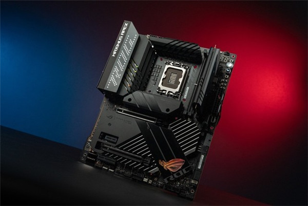 华硕ROG Z690 APEX主板创DDR5-10100超频新纪录