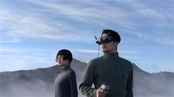 6998元一套！大疆发布全新无人机DJI Avata：戴上飞行眼镜 人机合一