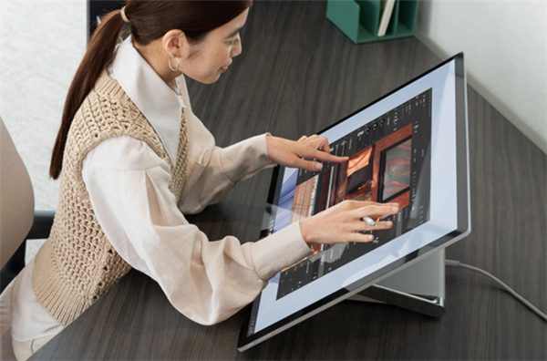 Surface Studio 2+发布：11代i7+3060，售价超三万元